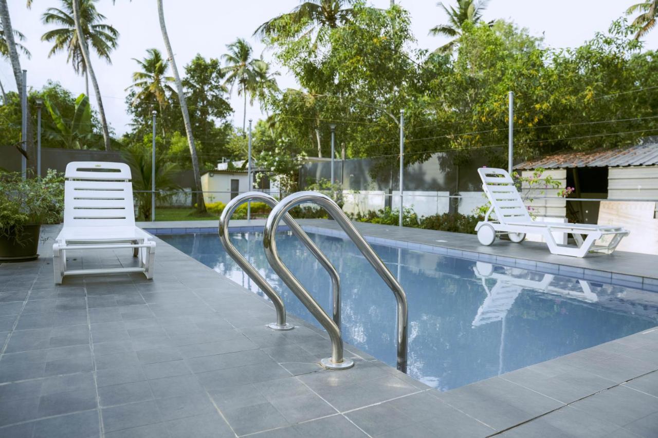 Waves And Shores Beach Villa Mararikulam Exterior foto