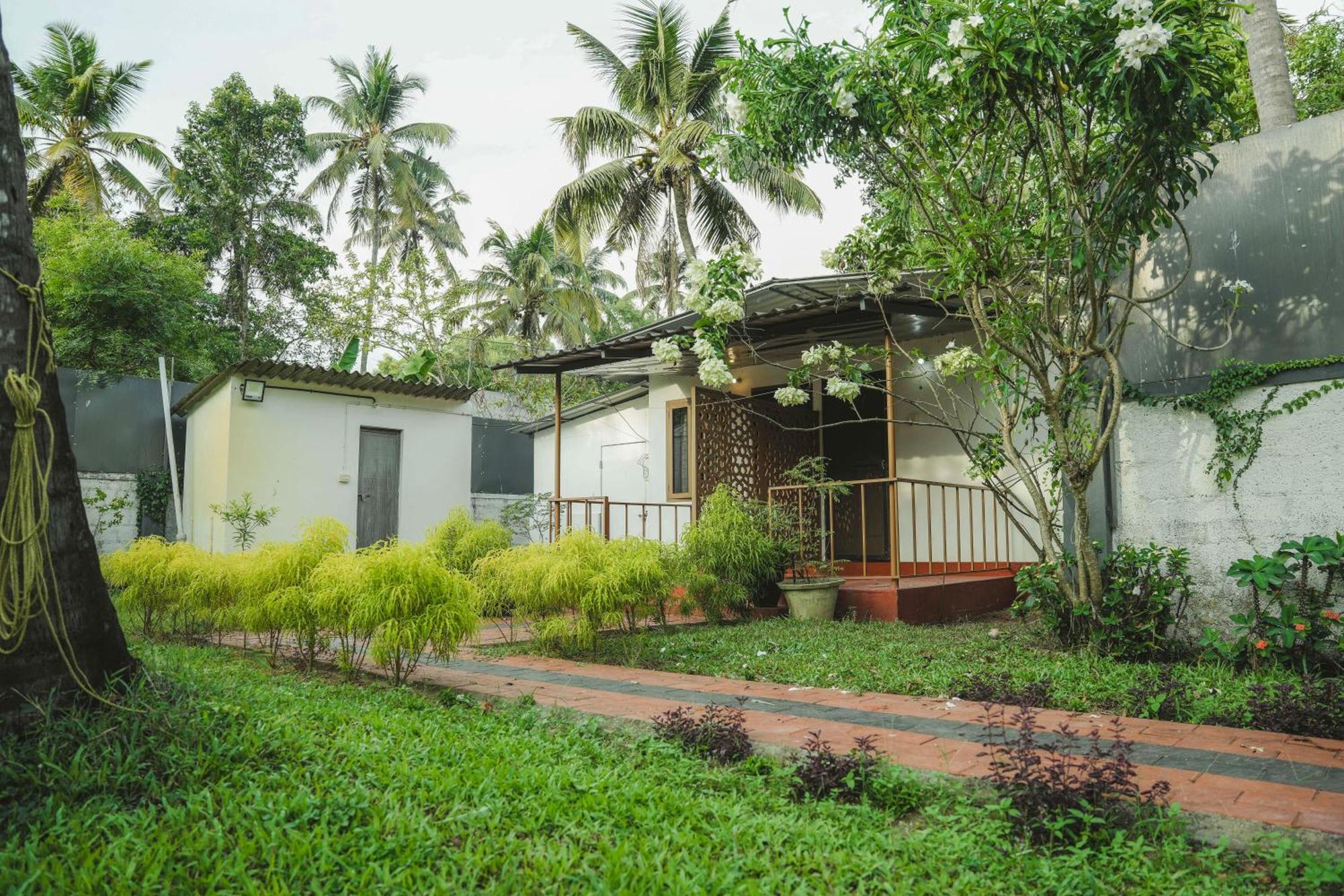 Waves And Shores Beach Villa Mararikulam Exterior foto